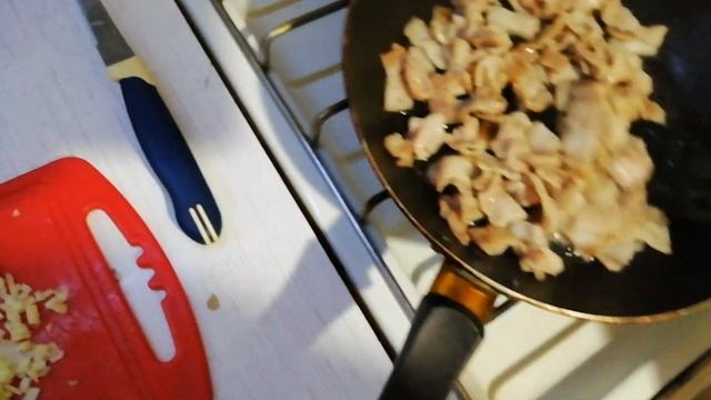 УЖИН ЗА 10 МИНУТ . СПАГЕТТИ С БЕКОНОМ. смотреть онлайн