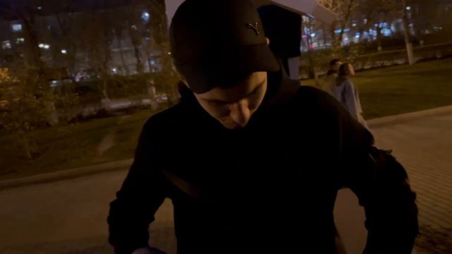 ПРОГУЛКА ПО НАБЕРЕЖНОЙ САМАРЫ | ОБЗОР НА ШАУРМУ смотреть онлайн