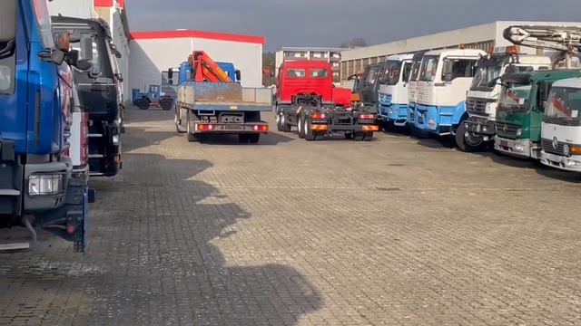 2006 Mercedes-Benz Axor 1828 L 4x2 mit Kran смотреть онлайн