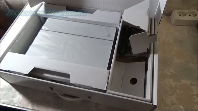 Распаковка PlayStation 4 (Unboxing PS4 White Edition) смотреть онлайн