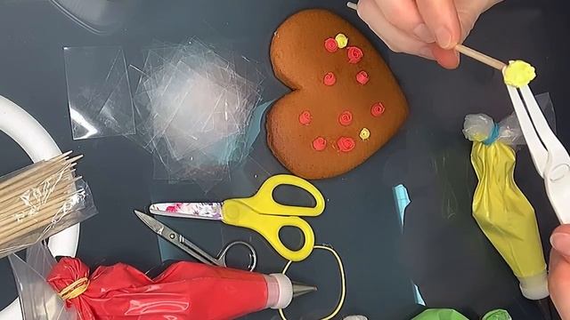 Цветы из айсинга # сахарные цветы, сахарная глазурь смотреть онлайн