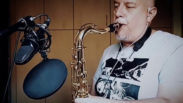 George Venetoulias - Besame Mucho (Tenor Sax Cover) смотреть онлайн