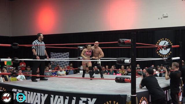 Bubblegum Princess VS Ray St-Jean Seaway Valley Wrestling смотреть онлайн