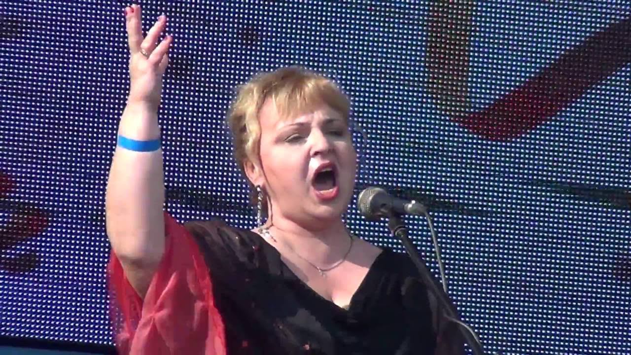 "Заздравная" из к/ф "Весна" / A cup of cheer (I. Dunaevski - V. Lebedev-Kumach) смотреть онлайн