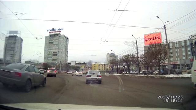 2015.10.25 16:18 У ВАЗ-2112 отвалилось заднее колесо смотреть онлайн