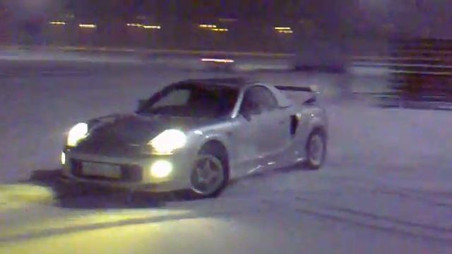Toyota MR-S snow drift. смотреть онлайн