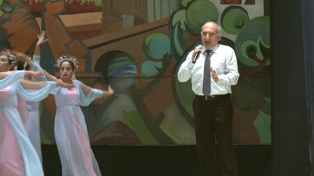 Mamikon Badalyan - Tagh haytnutyan смотреть онлайн