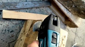 Аккумуляторный универсальный инструмент Makita DTM 51 Z(Макита реноватор в работе)