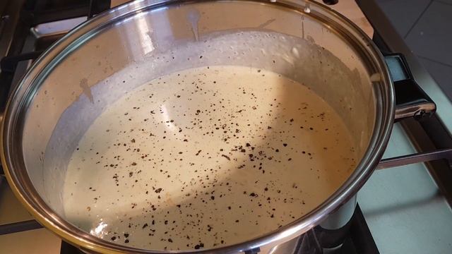 BAKED MAC & CHEESE WITH WHITE TRUFFLE OIL смотреть онлайн