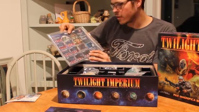 Box Opening of Twilight Imperium 4 смотреть онлайн