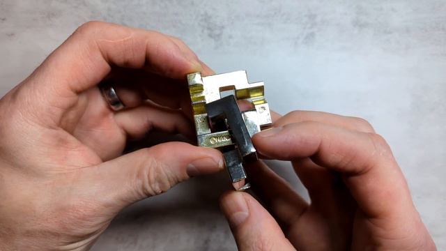 [176] How To Solve The Hanayama Cast Cross Huzzle Puzzle