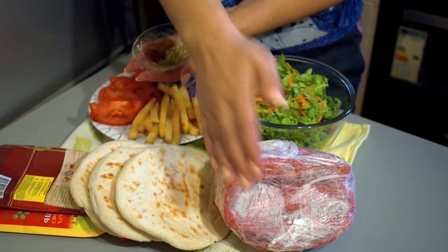 Донер в Пите или Шаурма по-турецки))