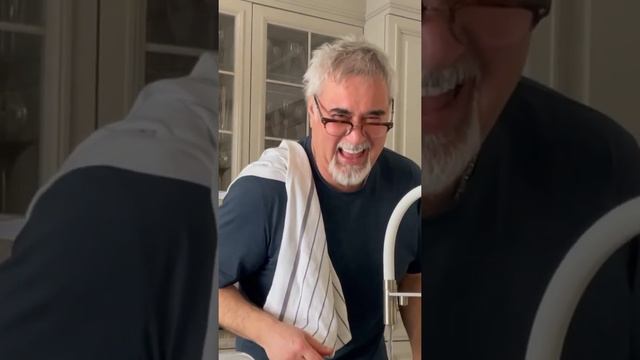 Валерий Меладзе во всём помогает своей жене Альбине Джанабаевой смотреть онлайн