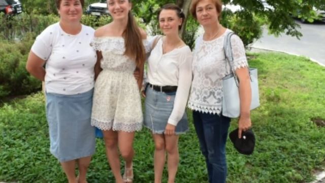 КУДА ПОСТУПИЛИ ЮЛЕЧКА И МАРИЧКА. смотреть онлайн