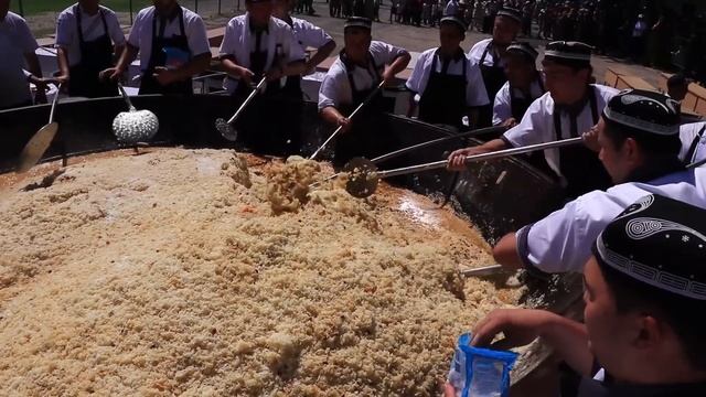 Prepared The World's Largest Pilaf 5 Tons