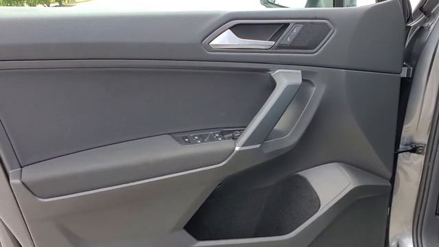 2020 Volkswagen Tiguan Clearwater, Tampa, St. Petersburg, Palm Harbor, Largo, FL LM149049 смотреть онлайн