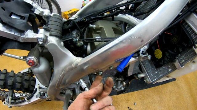Serwis Honda CRF 450X Demontaż смотреть онлайн