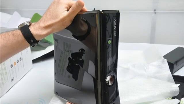 The 'NEW XBOX 360 SLIM" gets RROD right out of the box! смотреть онлайн
