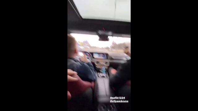 САФИК, АРИШНЕВ И ВИЛЬЯМ КАТАЮТСЯ НА ГЕЛИКЕ! смотреть онлайн