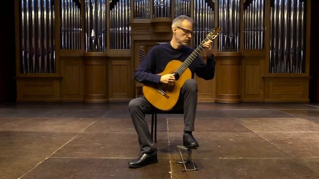 Bruno Giuffredi plays Pietro Gallinotti (1952) cedar top. Francisco Tarrega, “Sueño”, mazurka смотреть онлайн