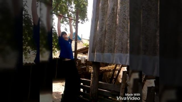 28 Вьетнамских подтягиваний смотреть онлайн