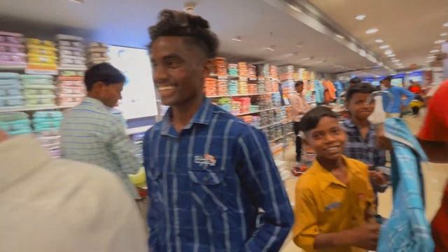 Shopping mall re masti huy enA @sikandarsoren900 #dhanbad смотреть онлайн