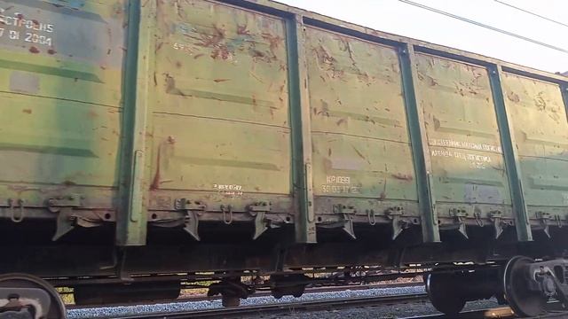 Тэм18-дм 906 отправляется со станции Карпинск смотреть онлайн
