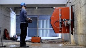 Алмазная резка проёма стенорезом