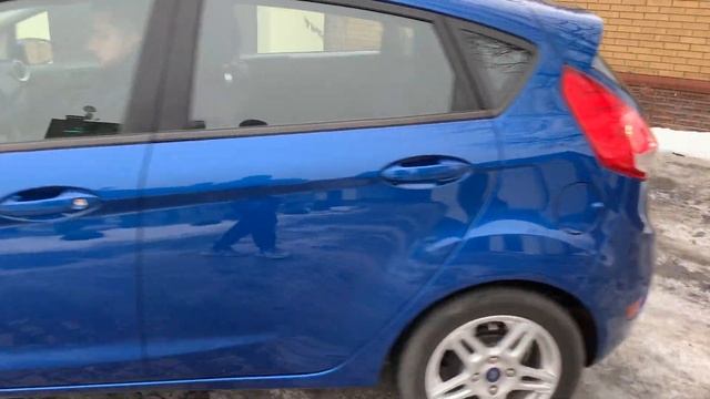 Ford Fiesta 2018 SE смотреть онлайн