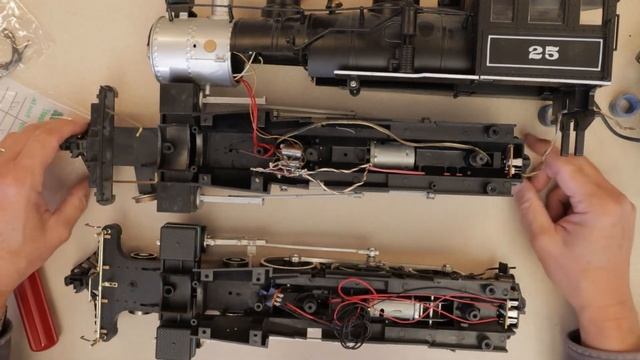 Replacing a Bachmann BIG Hauler 4-6-0 Chassis смотреть онлайн