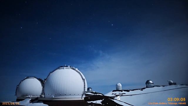 12 shooting stars and meteors, in 2 hours from Subaru Telescope, Hawaii. смотреть онлайн