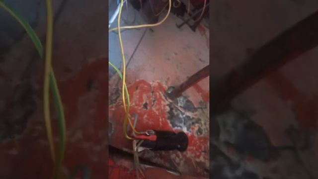 Как установить кнопку аварийки на трактор? смотреть онлайн
