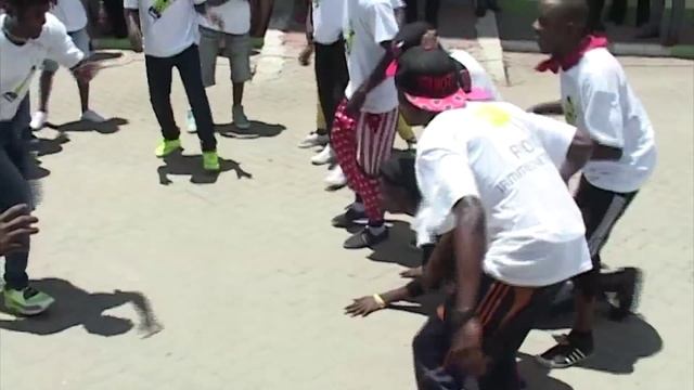 FLASH MOB - ZANTEL 3G LAUNCH смотреть онлайн