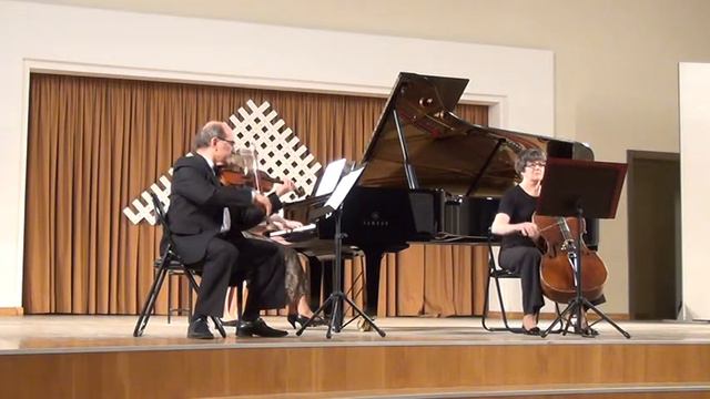Rachmaninoff. Trio élégiaque No. 1 смотреть онлайн
