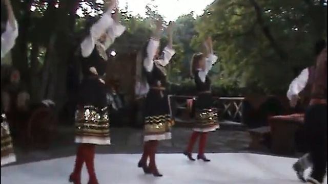 Болгарский танец смотреть онлайн
