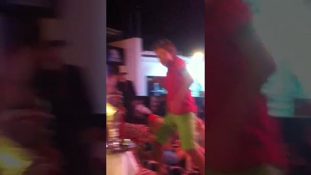 Адам жжет) смотреть онлайн