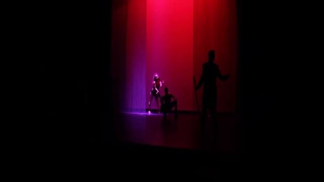 France Ô - Suresnes Cités Danse: spectacle "Vous désirez" (extrait 3) смотреть онлайн