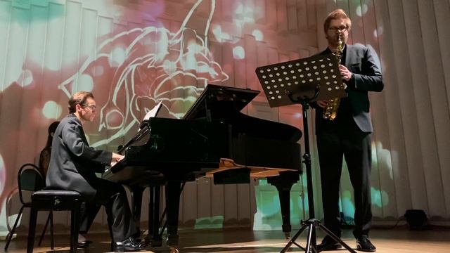 Соната для саксофона и фортепиано Игоря Холопова Исполнители: Н. Кожин (ф-но) А. Скиба (саксофон) смотреть онлайн
