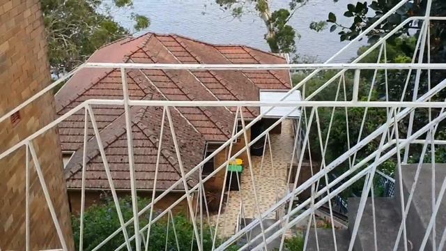 Нашла на улице ! Забрала себе .Такого я ещё не видела.Свалка лучше,чем барахолка.Элла Австралия смотреть онлайн