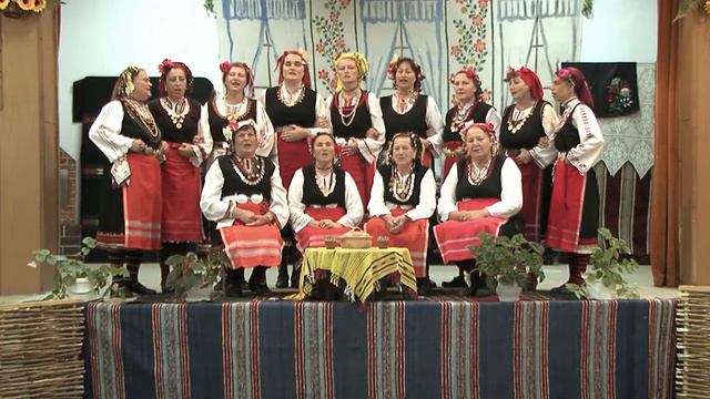 Донку ле, мъри,хубава.Тракийска народна песен. смотреть онлайн
