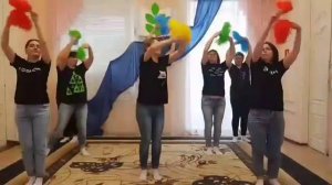 Под ЗАРЯДКА педагогов в Детском саду №5