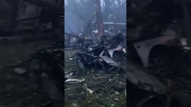 [ Альбом ]
?Прилет в Кривом Роге Ночь на окраине была громкой — работали русские ракеты и «Герани» смотреть онлайн