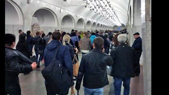 Московский метрополитен Замоскворецкая линия Сбой смотреть онлайн