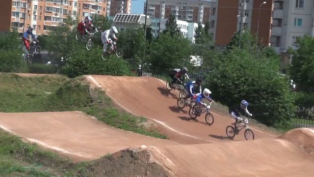 BMX День защиты детей - финал 17 лет и страше смотреть онлайн