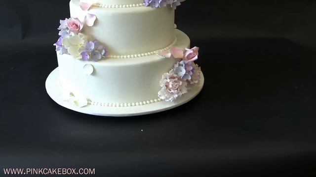 Rose & Hydrangea Wedding Cake смотреть онлайн