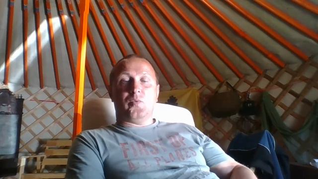 А зачем вообще драться? Разговоры о боевых искусствах в юрте смотреть онлайн