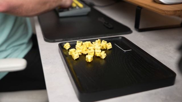 My Favourite Desk Accessories For A Productive & Comfortable Home Office смотреть онлайн