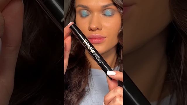 Новогодний макияж 2023! Как вам? Дарим промо 20% на подводку и тушь на OZON - TOPLASHSALE #toplash