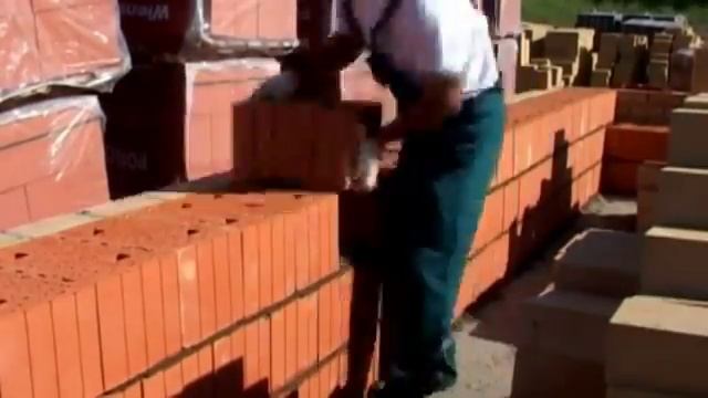 Керамические блоки Wienerberger Porotherm. Презентация блоков для строительства