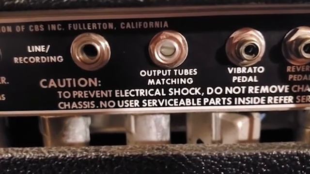 Unveiling the Legendary Fender Twin Reverb: What's Hidden Inside? смотреть онлайн